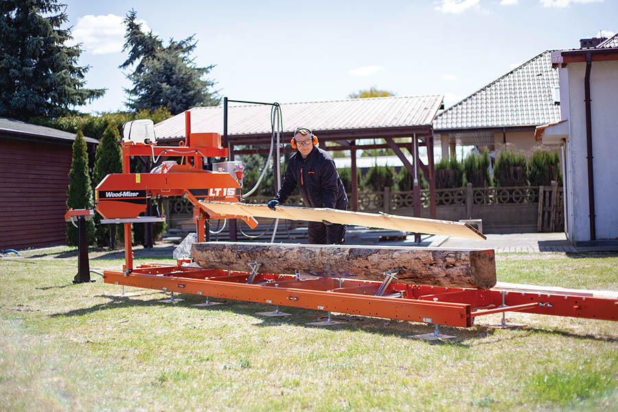 Wood-Mizer redefiniuje ergonomię pracy  na trakach serii LT15 i LT20