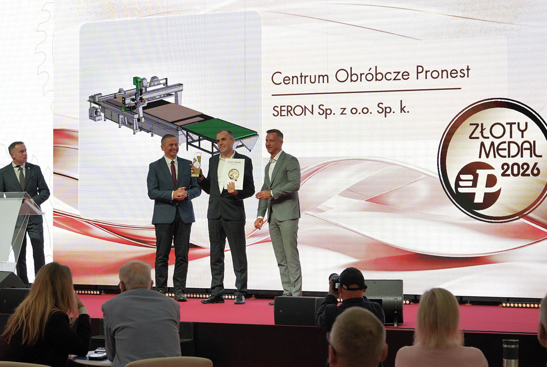 Automatyzacja, Złoty Medal i przełomowy system ETML. Seron odpowiada na wyzwania i braki kadrowe w stolarniach
